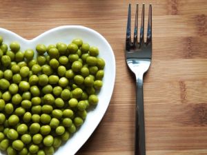 Using bread rather than a fork to eat peas was enough for one Kuwaiti woman to ask for a divorce from her bread-loving husband (Shutterstock)