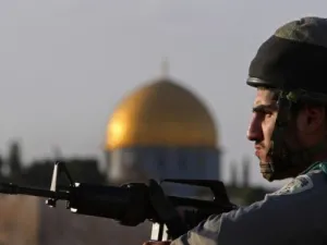 الفلسطينيون يتمسكون بعاصمتهم 