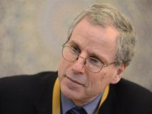 روبرت فورد سفير الولايات المتحدة السابق في سوريا 
