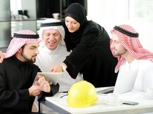 Saudi professionals are yet to fully utilize the LinkedIn platform to its maximum potential. (Image credit
: Shutterstock)