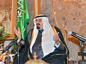 King Abdullah bin Abdul Aziz speaking during the inaguration ceremony of the Shura Council at his palace in Riyadh (Photo courtesy of AFP/HO/SPA) 