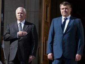 Anatoly Serdyukov and Gates