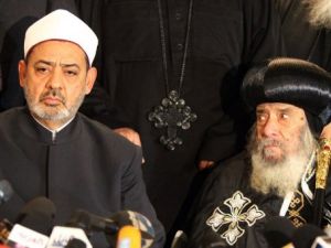Pope Shenouda III of Alexandria (R) and Egyptian Grand Imam of Al-Azhar Ahmed al-Tayeb.