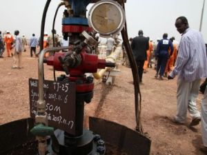 الخرطوم تؤكد ارجاء اغلاق الانبوب الذي يعبره نفط جنوب السودان