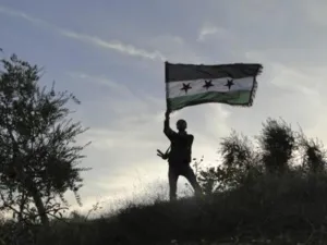 الجيش السوري الحر يستولي على قاعدة عسكرية 