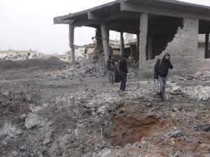 مقاتل من الجيش الحر في تفتناز