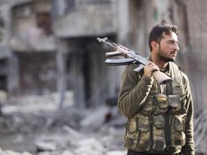 مقاتل من المعارضة