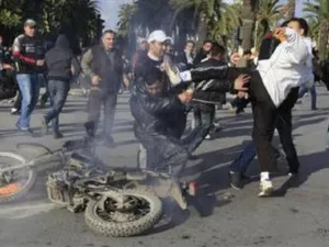 المرزوقي يحذر من خطر السلفيين على الدولة التونسية
