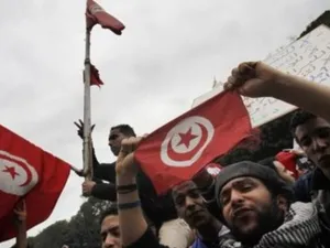 الغنوشي يعلن بداية تشكل نواة تحالف ثلاثي 