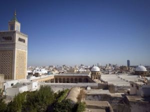 وزارة الشؤون الدينية تريد اعادة النظام الى المساجد في تونس 