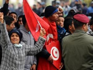 ضغط الشارع التونسي يتواصل