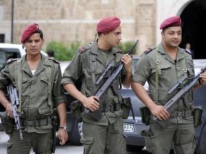 اعتقال شخص متهم بالتسبب في موجة العنف الأخيرة في تونس 