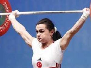 Muslim female weightlifter (not shown), Kulsoom Abdullah, has convinced the International Weightlifting Federation to allow her Muslim dress-code, so that she can cover her hair.
