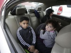 عودة خجولة لمخيم اليرموك