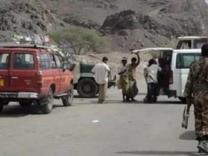 رجال قبائل يمنيون يمنعون اصلاح خط أنابيب