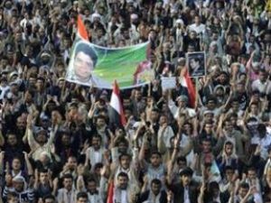 محتجون مناهضون للرئيس اليمني يتظاهرون في صنعاء