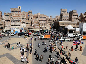 The Yemeni construction industry is in dire straights as workers complain that the government has not paid for projects