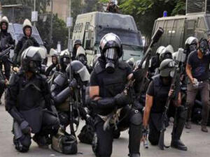 مصرع 16 بينهم 13 شرطيا في حادث تصادم ببني سويف المصرية