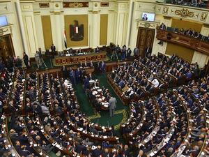 نواب مصريون يقترحون قانونا لتجريم المصالحة مع الإخوان
