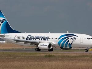 عطل فني يعيد طائرة مصرية بعد إقلاعها بـ 15 دقيقة