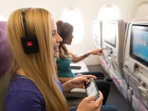 سماعات E1 العازلة للصوت لركاب الدرجة الأولى