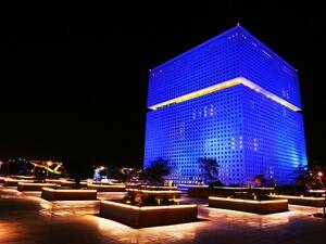 اكتسى المقر الرئيسي لمؤسسة قطر باللون الأزرق وذلك احتفاء باليوم العالمي للتوحد. 