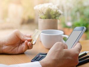 A new study has revealed that the most-preferred customer channel for accessing banking services in Saudi Arabia is via a mobile app. (Shutterstock)