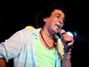 النجم محمد منير