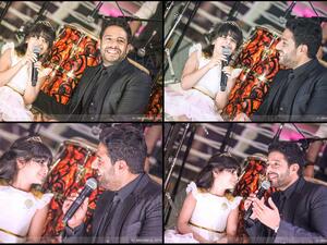 A little girl sang with Mohamed Hamaki and we loved it! (Facebook)