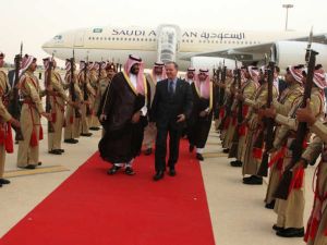 بعد وصف العلاقات بالفاترة.. ولي ولي العهد السعودي في الأردن لأول مرة
