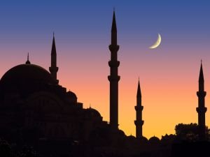 Depending on location, Muslims around the world can be waiting anywhere from 10 hours to nearly 18 hours to break their fast. (Shutterstock)