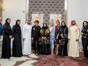 منى المنصوري تفتتح أسبوع الموضة الباريسي بدبي بعرض مُبهر