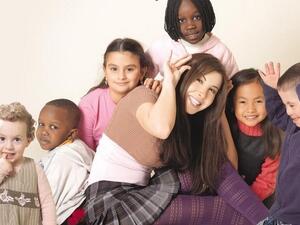 Nancy has a natural chemistry with kids. (Image: Pixshark.com)