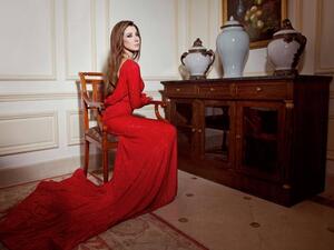 Lebanese superstar Nancy Ajram is worth $41.2 million USD. (Facebook)