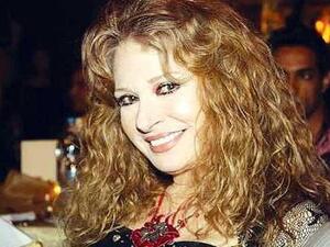 الفنانة نيللي