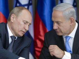 Putin, left, and his host, Netanyahu following meeting in Jerusalem, June 25, 2012. (AFP/File)
