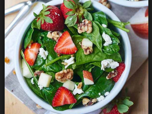 خطوات تحضير "سلطة أندلسية"