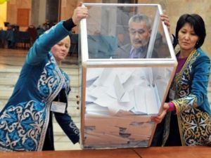 فرز صناديق الإقتراع في قازاخستان