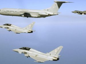 مقاتلات من طراز (تايفون) تابعة لسلاح الجو البريطاني، اعترضت مقاتلتين سوريتين