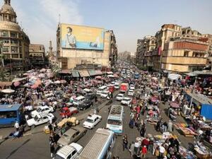 ميدان العتبة في وسط القاهرة

