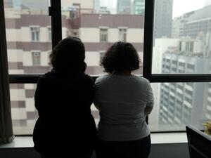 تختبئان في هونج كونج منذ نحو ستة أشهر