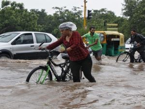  انهيارات أرضية وفيضانات ضربت شمال الهند