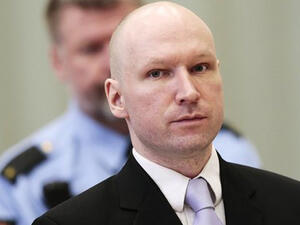 مقتل 77 وإصابة 242 شخصًا في النرويج على يد اندرس بريفيك في يوليو العام 2011 