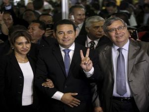 الممثل التلفزيوني الكوميدي السابق جيمي موراليس 