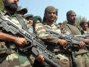 مسلحون قبليون مجهولون قتلوا عشرة جنود على الأقل في كمين في ولاية مانيبور الجبلية