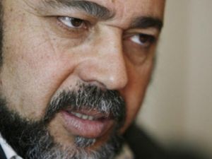 أبو مرزوق انتقد الموقف المصري 