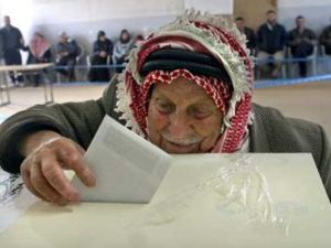 الحكومة اجلت الانتخابات الى اجل غير مسمى 