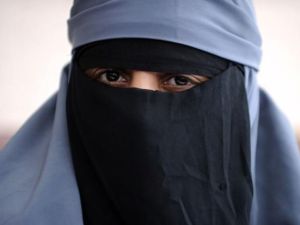 يقيم في فرنسا أكبر عدد من المسلمين في أوروبا