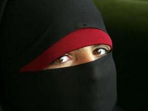 الدنمارك تتجه لحظر ارتداء النقاب والبرقع 