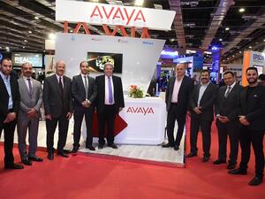 فريق عمل انتراكونسلت تيليكوم وأفايا.